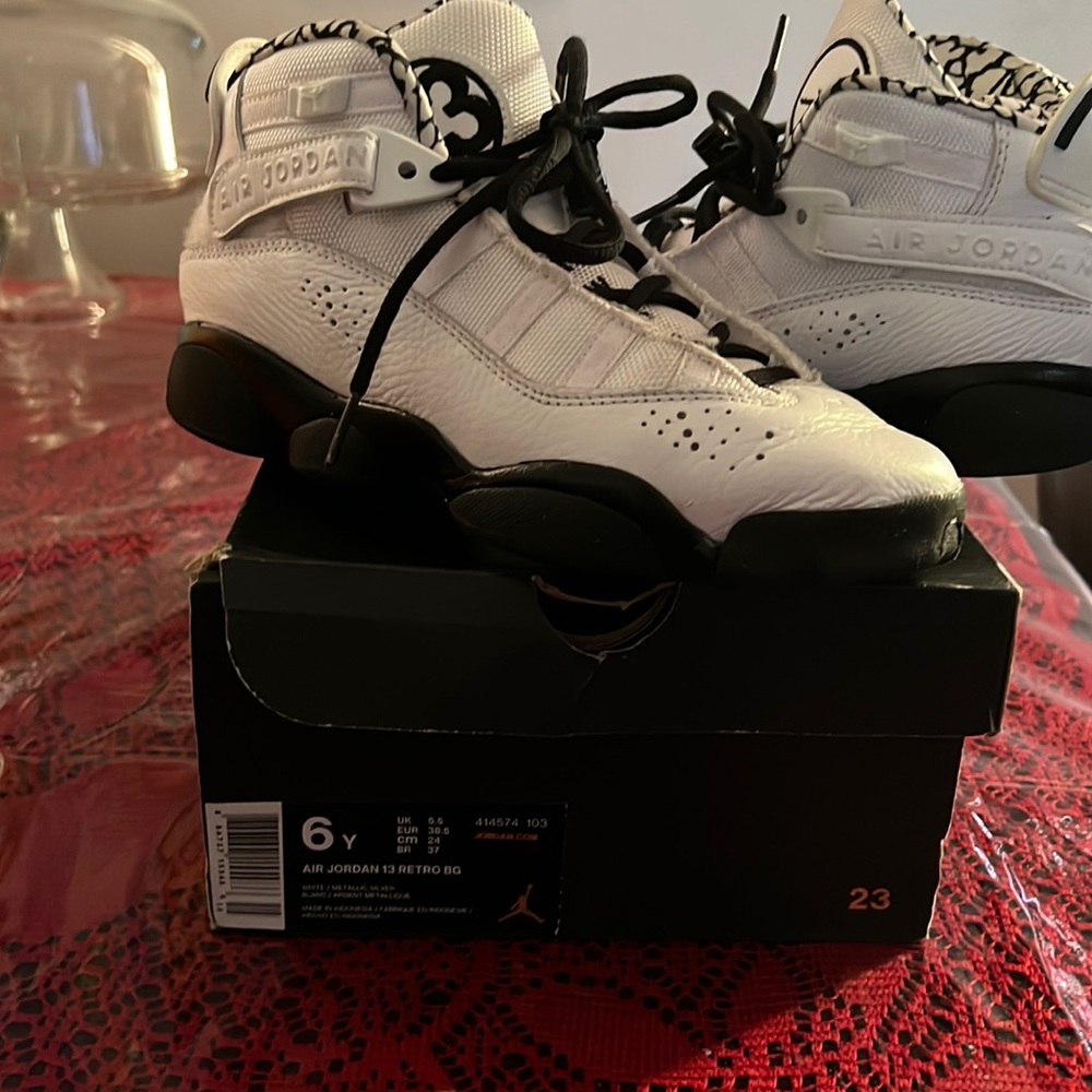 Gently usedJordan sneakers